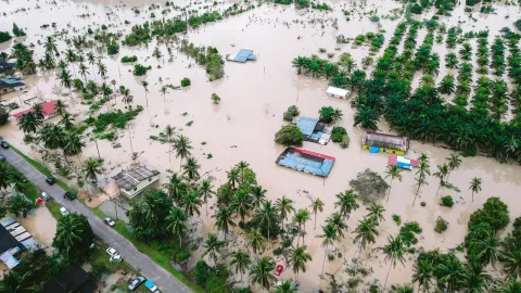 Drone shot capturing extensive flooding in Kijal, Malaysia village.